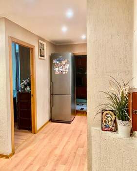 3-к квартира, вторичка, 58м2, 2/5 этаж