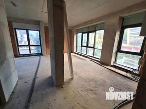 3-к квартира, вторичка, 104м2, 2/8 этаж