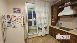 4-к квартира, вторичка, 141м2, 2/5 этаж