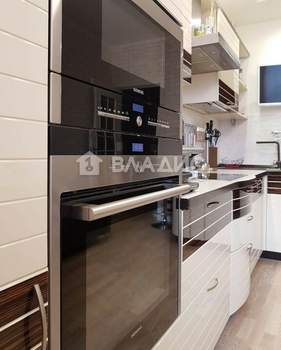 2-к квартира, вторичка, 65м2, 3/25 этаж