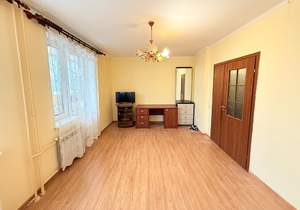 2-к квартира, вторичка, 62м2, 2/15 этаж