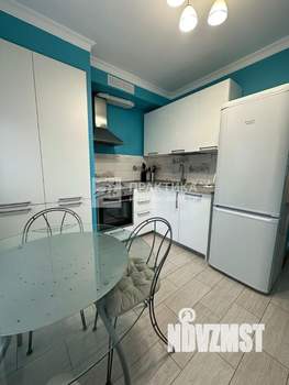 2-к квартира, вторичка, 65м2, 1/4 этаж