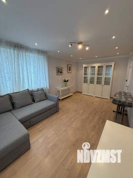 2-к квартира, вторичка, 65м2, 23/27 этаж