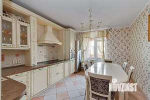 3-к квартира, вторичка, 109м2, 3/17 этаж