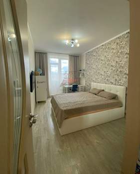 2-к квартира, вторичка, 63м2, 12/17 этаж