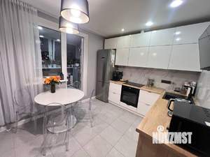 2-к квартира, вторичка, 61м2, 19/25 этаж