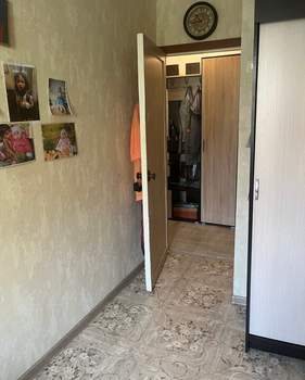 3-к квартира, вторичка, 57м2, 5/5 этаж