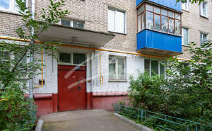 2-к квартира, вторичка, 38м2, 2/5 этаж