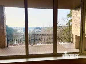 4-к квартира, вторичка, 280м2, 2/3 этаж