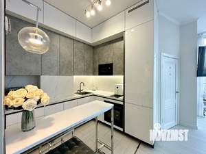 2-к квартира, вторичка, 66м2, 35/42 этаж