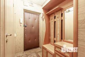 2-к квартира, вторичка, 42м2, 1/5 этаж