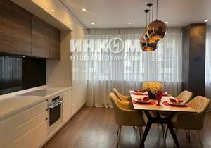 3-к квартира, вторичка, 92м2, 1/4 этаж