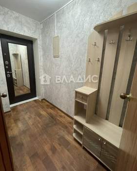 3-к квартира, вторичка, 57м2, 3/5 этаж