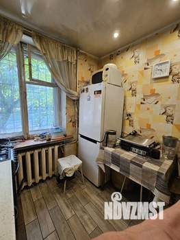 2-к квартира, вторичка, 39м2, 1/5 этаж