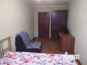 3-к квартира, вторичка, 58м2, 2/5 этаж