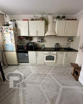 2-к квартира, вторичка, 53м2, 1/4 этаж