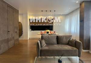 3-к квартира, вторичка, 92м2, 1/4 этаж