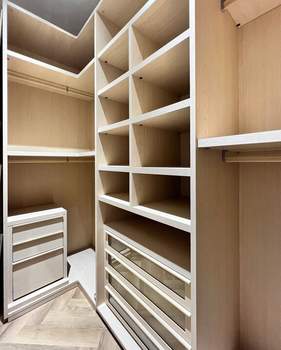 2-к квартира, вторичка, 44м2, 1/8 этаж