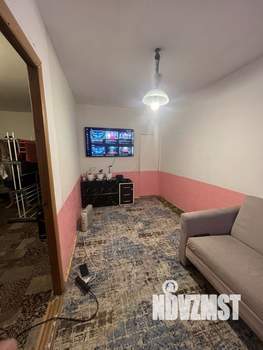 2-к квартира, вторичка, 43м2, 1/5 этаж