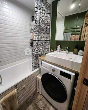 2-к квартира, вторичка, 51м2, 8/9 этаж