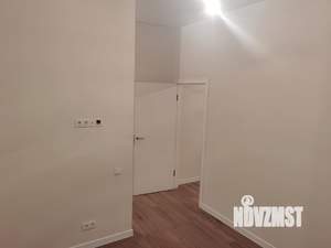Студия квартира, вторичка, 32м2, 1/9 этаж