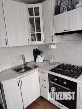 4-к квартира, вторичка, 63м2, 9/9 этаж