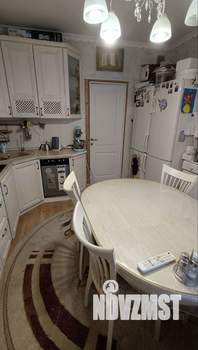 2-к квартира, вторичка, 64м2, 8/17 этаж