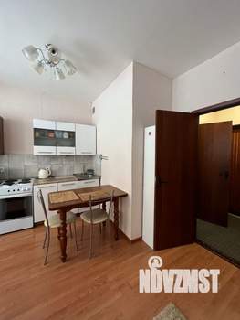 Студия квартира, вторичка, 28м2, 1/10 этаж