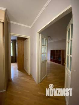 3-к квартира, вторичка, 74м2, 2/5 этаж