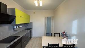 2-к квартира, вторичка, 54м2, 13/18 этаж