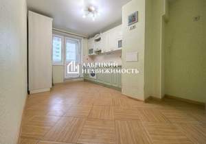 3-к квартира, вторичка, 69м2, 8/17 этаж