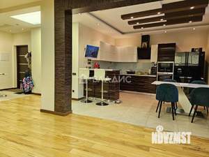 2-к квартира, вторичка, 117м2, 4/25 этаж