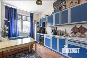 2-к квартира, вторичка, 61м2, 1/18 этаж