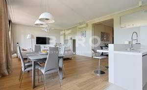 4-к квартира, вторичка, 280м2, 2/3 этаж