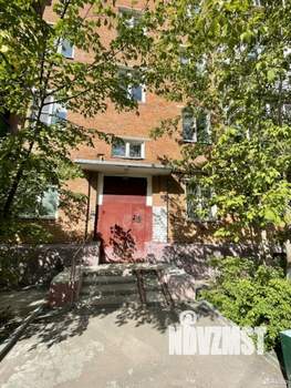 2-к квартира, вторичка, 42м2, 1/5 этаж