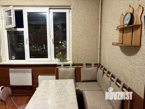 3-к квартира, вторичка, 77м2, 11/25 этаж