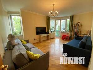 2-к квартира, вторичка, 70м2, 4/23 этаж