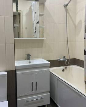 2-к квартира, вторичка, 63м2, 12/17 этаж