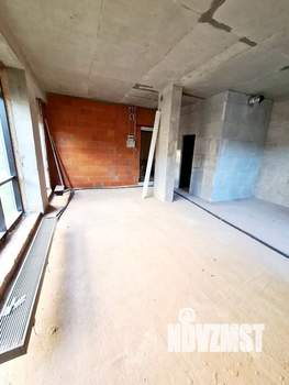 3-к квартира, вторичка, 104м2, 2/8 этаж