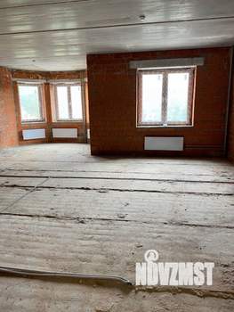 2-к квартира, вторичка, 63м2, 3/8 этаж