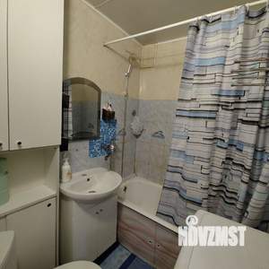 2-к квартира, вторичка, 42м2, 4/5 этаж