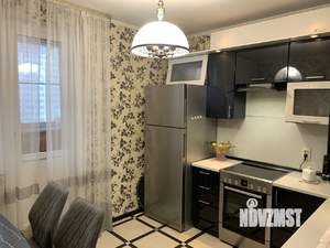 2-к квартира, вторичка, 58м2, 10/27 этаж
