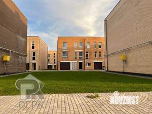 5-к квартира, вторичка, 200м2, 2/3 этаж