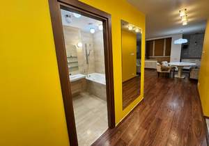 2-к квартира, вторичка, 66м2, 1/5 этаж