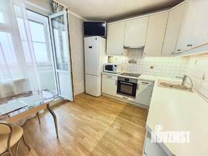 2-к квартира, вторичка, 58м2, 23/25 этаж