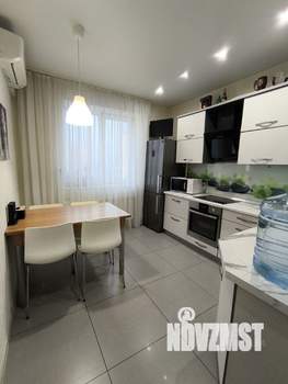 2-к квартира, вторичка, 57м2, 14/17 этаж