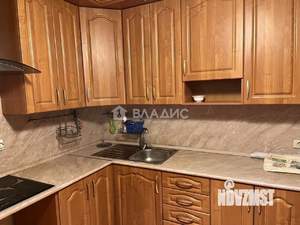 2-к квартира, вторичка, 61м2, 5/25 этаж