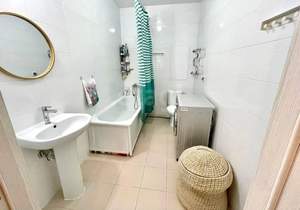 2-к квартира, вторичка, 68м2, 23/24 этаж