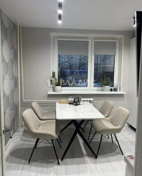 2-к квартира, вторичка, 56м2, 6/17 этаж