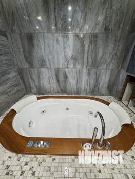 3-к квартира, вторичка, 130м2, 3/27 этаж